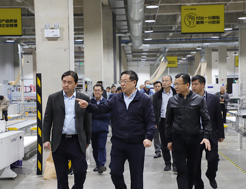  安徽省經(jīng)信廳黨組書記、廳長(zhǎng)牛弩韜蒞臨我司調(diào)研指導(dǎo)！