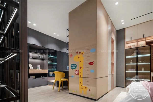 現(xiàn)代極簡風(fēng)家居