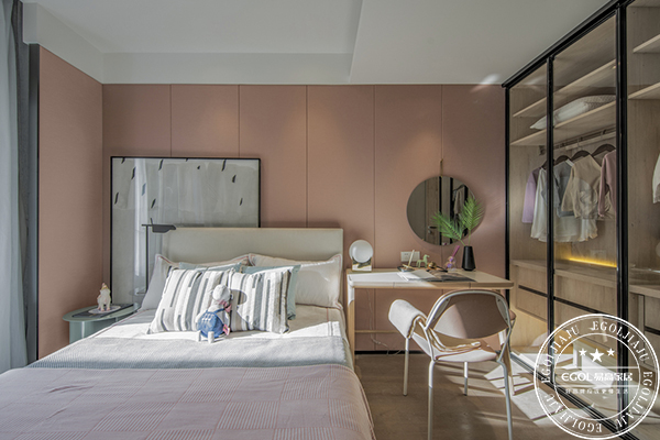 定制衣柜選擇什么板材最為穩妥？